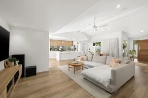 Coastal Home in Mooloolaba - Image 5