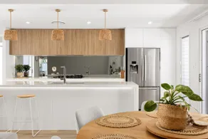 Coastal Home in Mooloolaba - Image 3