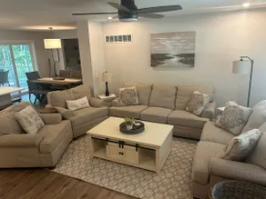 5BD 3BA - Close to Lake - Private Beach Access - Golf Cart - Fire Pit - Image 2
