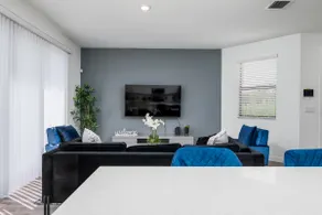 Townhome Oasis: Resort Living with Golf Greens 4BR - Image 5