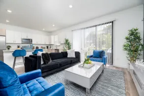 Townhome Oasis: Resort Living with Golf Greens 4BR - Image 2
