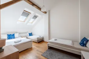 Poppy Apartment - Image 3