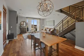 Modern 3 bed/ 3.5 bath Townhome in Little Italy - Image 5