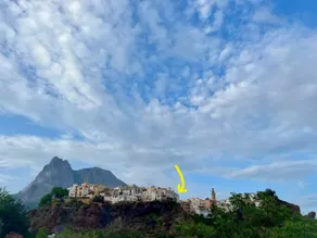 Stunning mountain and sea views - Image 2