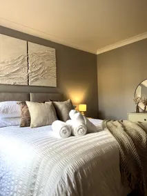 Modern 2 Bedroom Apartment in Reading Town Centre - Image 4