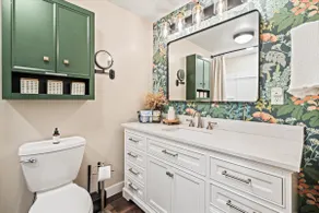 Cozy Modern Retreat | Downtown Troy – First Floor - Image 4