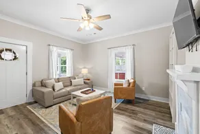 The Beautiful Bungalow/ 4 minutes from Covington - Image 5