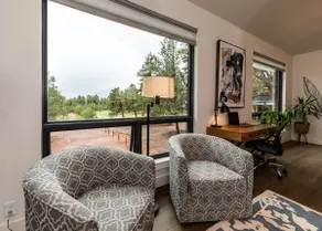 Private House in the Forest - Image 3