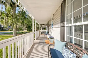 Charming Home w/King Bed Between Downtown & Beach - Image 5