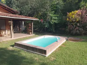 Ranch with a swimming pool and river in front of the gate. - Image 3