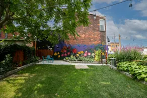 Hidden Gem Garden Apt. -Above A Coffee Shop!- - Image 4