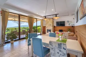 Luxury private villa with 4 BDR, pool and sea view - Image 4