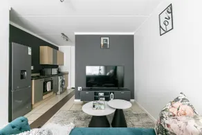 Luxe Studio In Fourways - Image 2