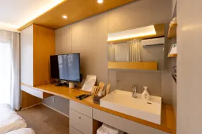 13-minute walk to Skytree | Entire house rental | Maximum 6 people | Projector | New washer and dryer | Fully equipped with Wi-Fi - Image 4
