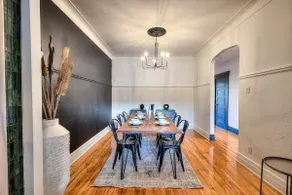 Luxe & Prestige on Essential St.Catherine Street - Image 3