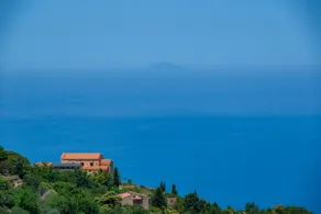 Villa Gisella avec piscine panoramique et barbecue entouré de notre verger - Image 3