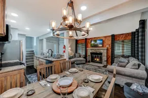 Private Hot Tub/Family/Spacious/Stocked Kitchen - Image 3
