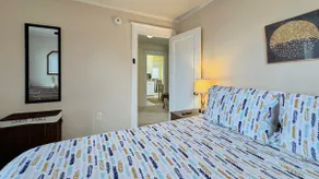 Cozy Apartment Near Wesleyan and Town Center - Image 2