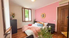 [Ponte Pietra] Free parking for 5 guests - Image 3