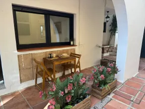 Appartement avec jardin, terrasse et internet haut débit | Vue jardin | Parfait pour le travail à distance - Image 3