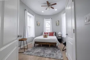 Stylish DC Condo w/ Balcony, Steps to Metro - Image 4