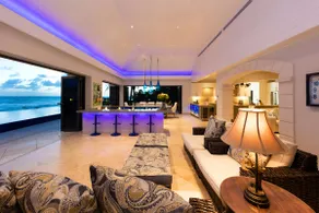 Infinity Escape  with sea view beach access - Image 3