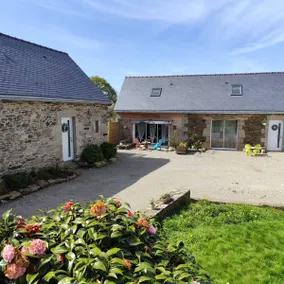L'Hermine Curieuse Bed and Breakfast - Image 3