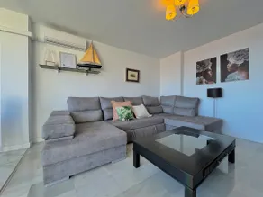 Stunning Sea View Penthouse Near the Beach - Image 3