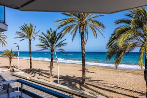 LARGE CENTRAL OCEANFRONT WIFI - Image 2