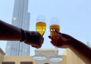 Upgraded 1BR in Downtown with Burj Khalifa View - Image 5