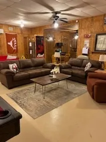 Shoreline Cottage & Barn-doninium, 8 beds, pet friendly by Lake Texoma - Image 2