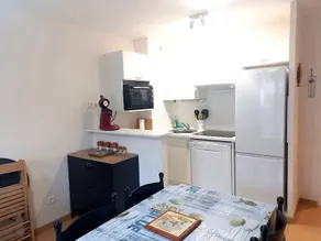 Comfortable apartment, private parking, elevator - Image 5