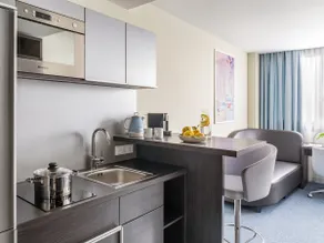 Numa | XL Studio with Kitchen & Twin Beds - Image 2