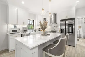 Minutes to Downtown Kennesaw & Pet Friendly! - Image 4