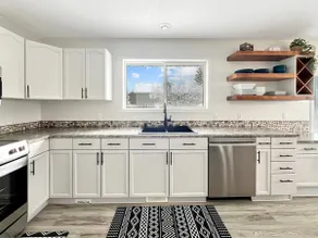 5 Bdrm 3 Bath | Smart TVs | Patio + BBQ | Fire Pit - Image 5