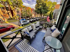 As Seen on TV: Safest Area Lincoln Park Duplex - Image 3