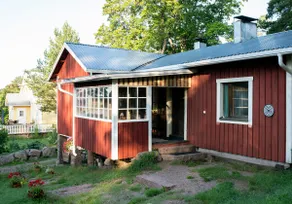 The guesthouse on an old farm - Image 2