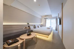 2bed/Kuromon/Metro/KIX/Dotonbori/Namba/Animestreet - Image 4