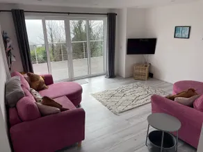The Bungalow Ventnor with amazing sea views - Image 3