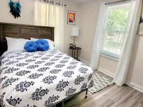 Entire 3RmCottage! 2.5Dwntwn&Malls/I-95/13mFtBragg - Image 4