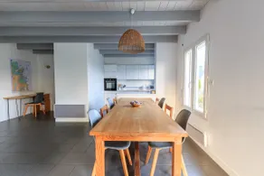 House with stunning views of the estuary - Image 3