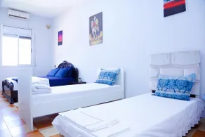 house with two air-conditioned bedrooms - Image 2