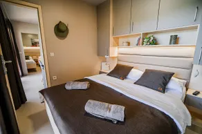LUX Mobile Home with Thermal Riviera Tickets - Image 3