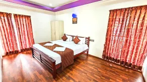 LuxeVilla, Yercaud | 3BHK | BathTub | PetFriendly - Image 4
