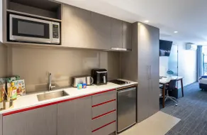 Spacious studio apartment - Image 5