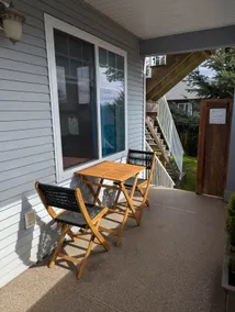 Guest Suite in Home - Image 4