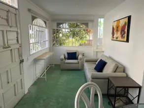 Acapulco-style bungalow - Image 2