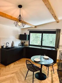 Beautiful loft with Jacuzzi area - Image 2