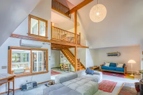 Modern Chalet Near Tanglewood & Downtown Lenox - Image 2