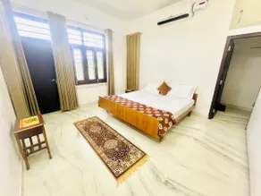 Villa by the hill: 3 BHK, Garden, Terrace, Parking - Image 5
